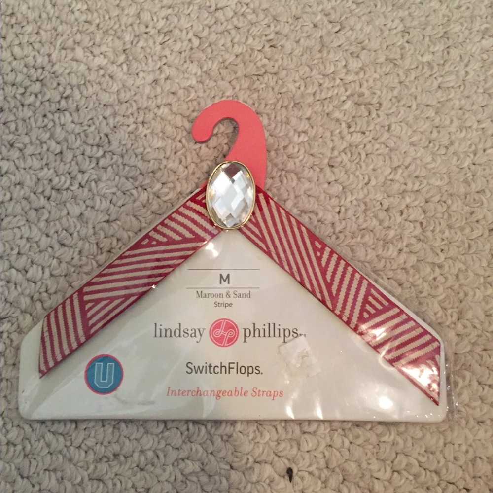 NWT Lindsay Phillips SwitchFlops size M $14.99